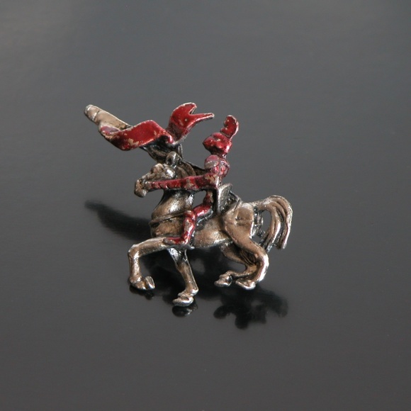 Trojan Warrior Centurion Hat Lapel Pin STEAMPUNK - Picture 1 of 2